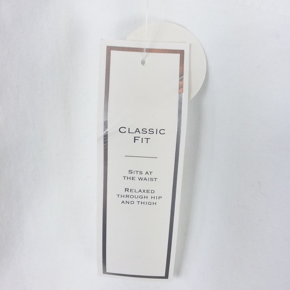 Charter Club Shorts NWT Classic Fit -28/30 - Picture 4 of 5